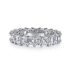 Evora - 14K White Gold Shared Prong Emerald Cut Diamond Eternity Band