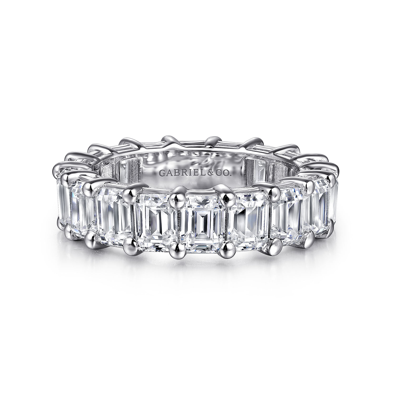 Evora - 14K White Gold Shared Prong Emerald Cut Diamond Eternity Band