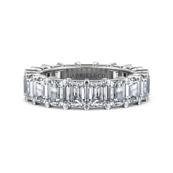 Evora - 14K White Gold Shared Prong Emerald Cut Diamond Eternity Band