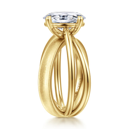 Fabiola - 14K Yellow Gold Split Shank Oval Diamond Engagement Ring
