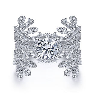 Faine---14K-White-Gold-Round-Halo-Diamond-Engagement-Ring1