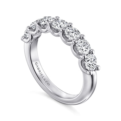 Feline - 14K White Gold Scallop Setting 7 Stone Diamond Anniversary Band