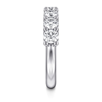 Feline - 14K White Gold Scallop Setting 7 Stone Diamond Anniversary Band