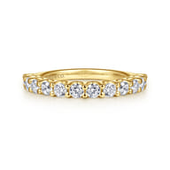 Feline - 14K Yellow Gold Scallop Setting Diamond Anniversary Band