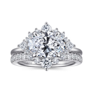 Fella - 14K White Gold Oval Halo Diamond Engagement Ring