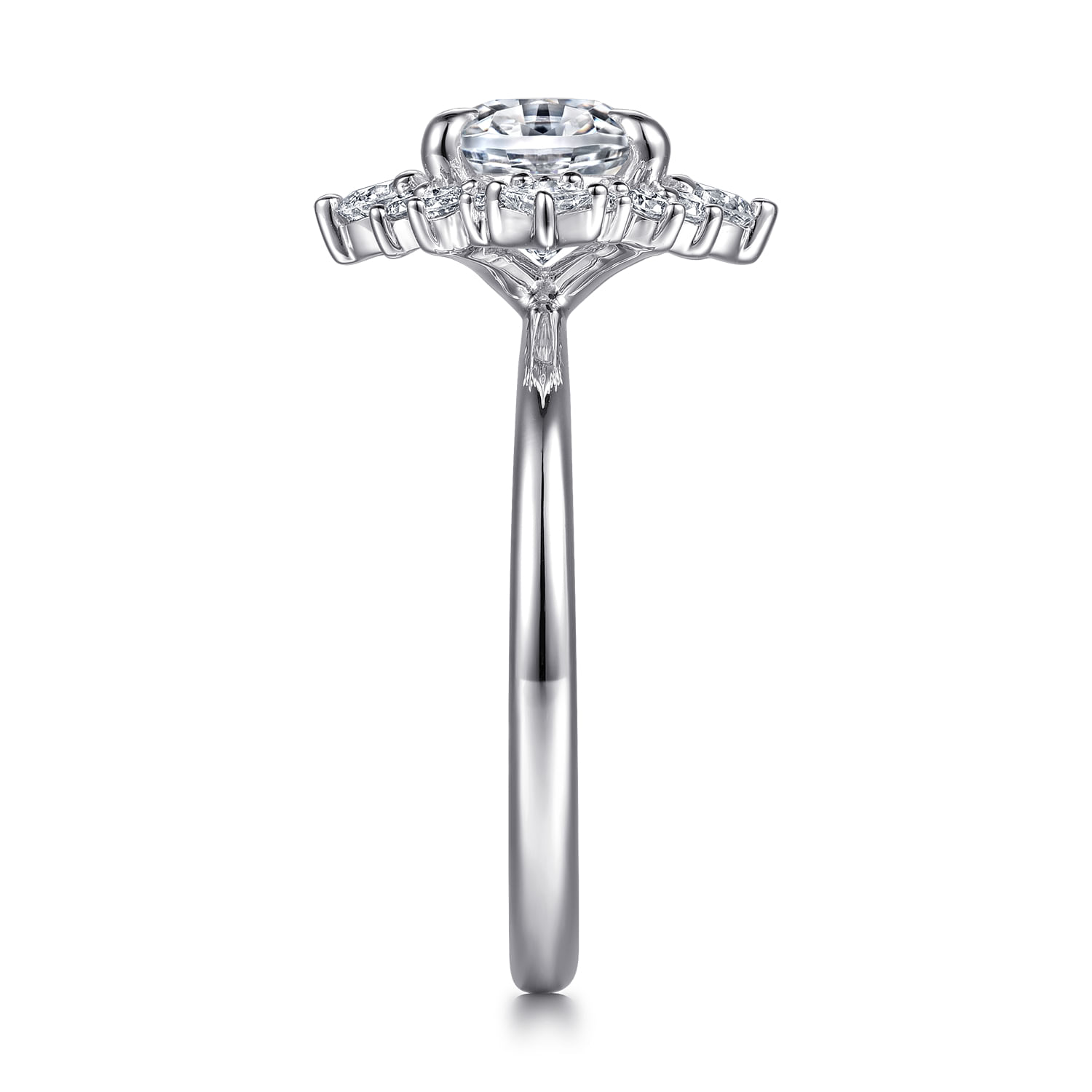 Fella - 14K White Gold Oval Halo Diamond Engagement Ring