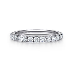 Ferre - 14K White Gold Scallop Setting Diamond Anniversary Band