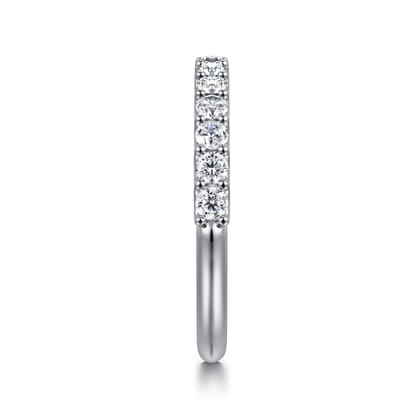 Ferre - 14K White Gold Scallop Setting Diamond Anniversary Band