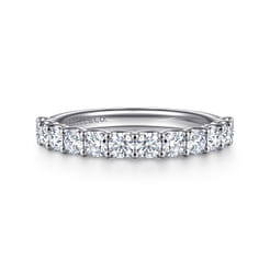 Ferre - 14K White Gold Scallop Setting Diamond Anniversary Band