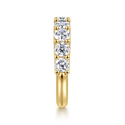 Ferre - 14K Yellow Gold Scallop Setting 9 Stone Diamond Anniversary Band