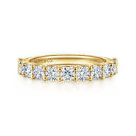 Ferre - 14K Yellow Gold Scallop Setting Diamond Anniversary Band