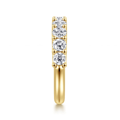 Ferre - 14K Yellow Gold Scallop Setting Diamond Anniversary Band