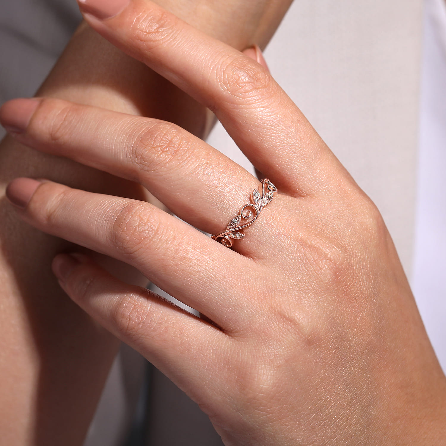 Flora - 14K Rose Gold Scrolling Floral Diamond Stackable Ring - 0.09 ct - Shot 5