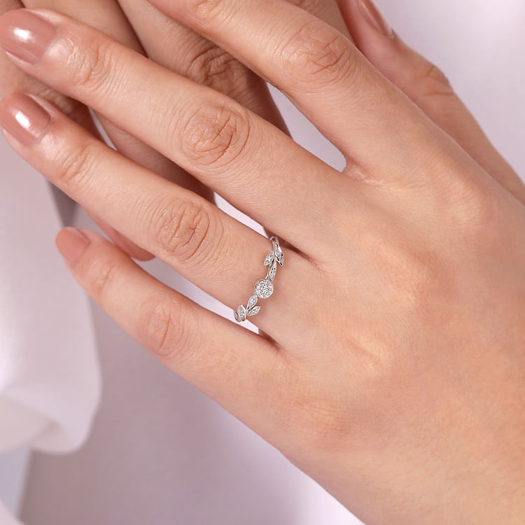 Floral - 14K White Gold Floral Diamond Stackable Ring