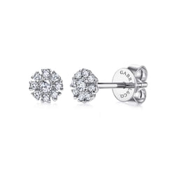Floral - 14K White Gold Floral Diamond Stud Earrings