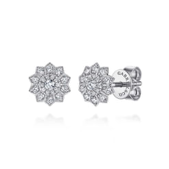 14K White Gold Flower Diamond Stud Earrings