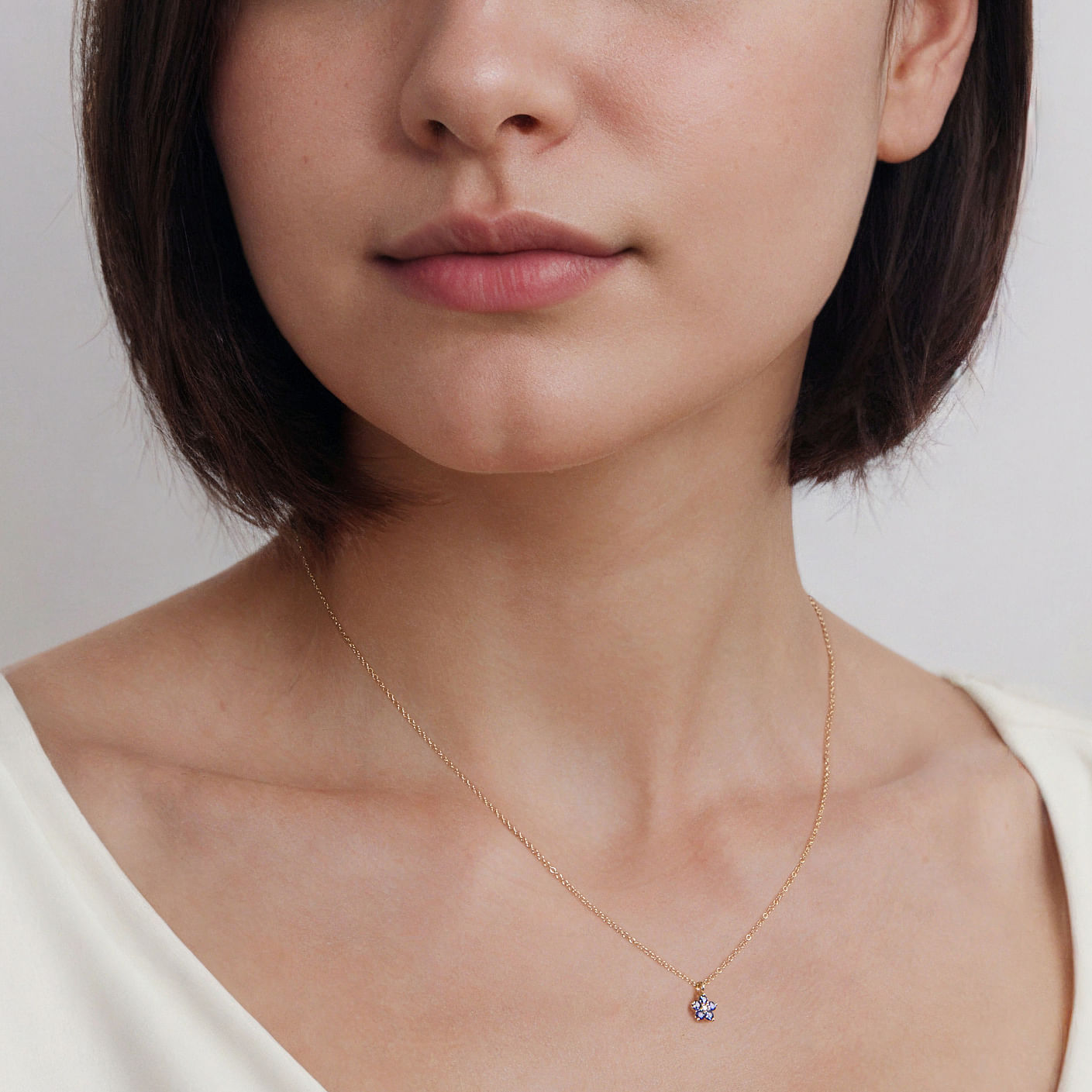 Floral - 14K Yellow Gold Diamond and Sapphire Flower Pendant Necklace - 0.01 ct - Shot 4