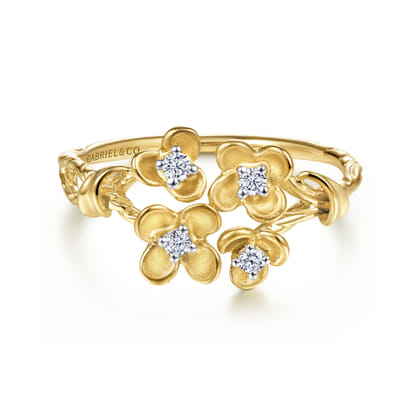 Floral - 14K Yellow Gold Engraved Floral Diamond Ring