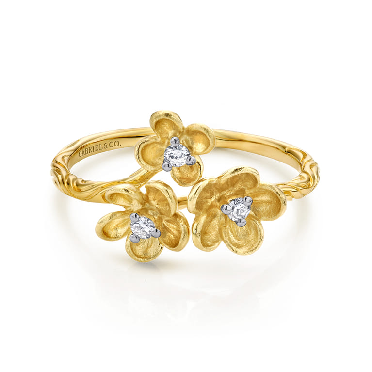 Floral - 14K Yellow Gold Engraved Floral Diamond Ring - 0.05 ct - Shot 1