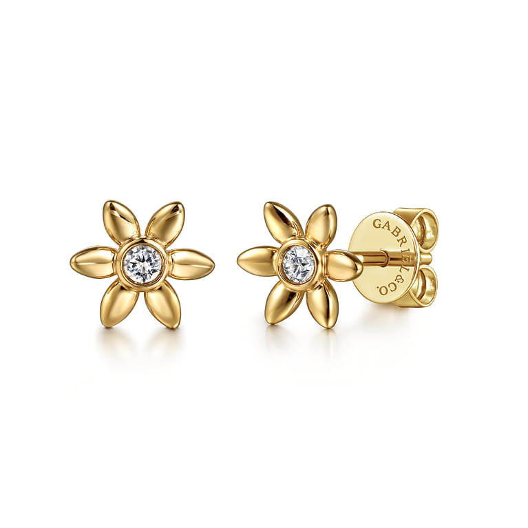Floral - 14K Yellow Gold White Sapphire Stud Earrings - Shot 1