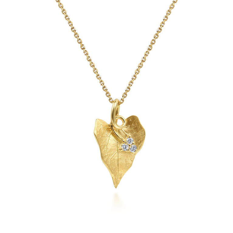 Floral - 18 inch 14K Yellow Gold Diamond Leaf Pendant Necklace - 0.07 ct - Shot 1