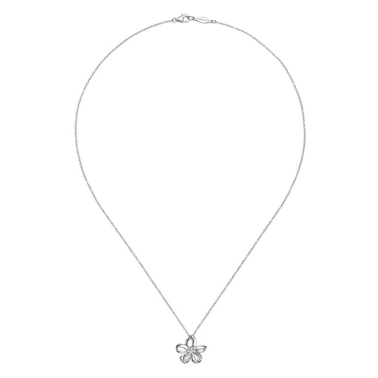 Floral - 18 inch 925 Sterling Silver White Sapphire Flower Pendant Necklace - Shot 2