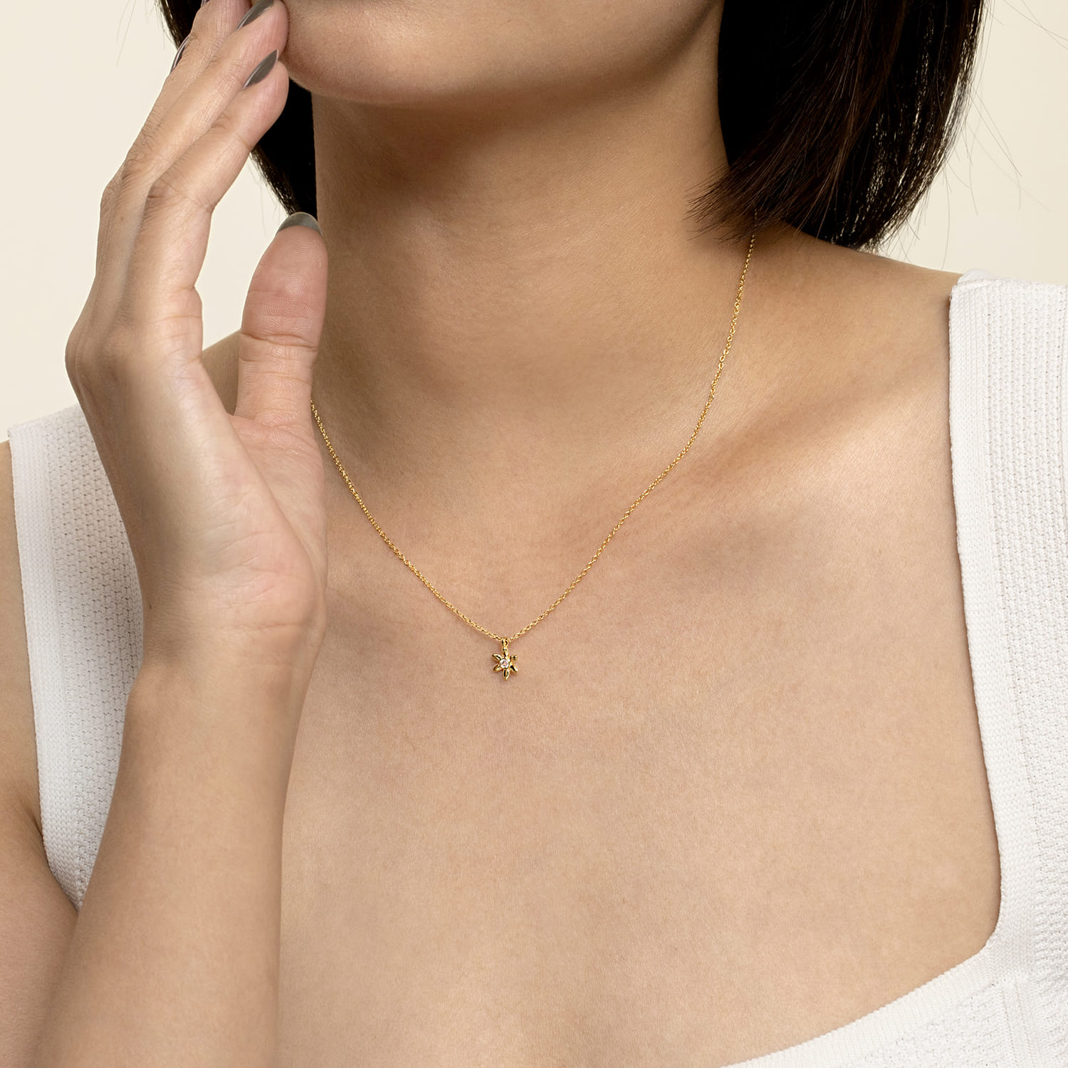 Floral - Pendant Necklace Floral 14K Yellow Gold White Sapphire - Shot 3