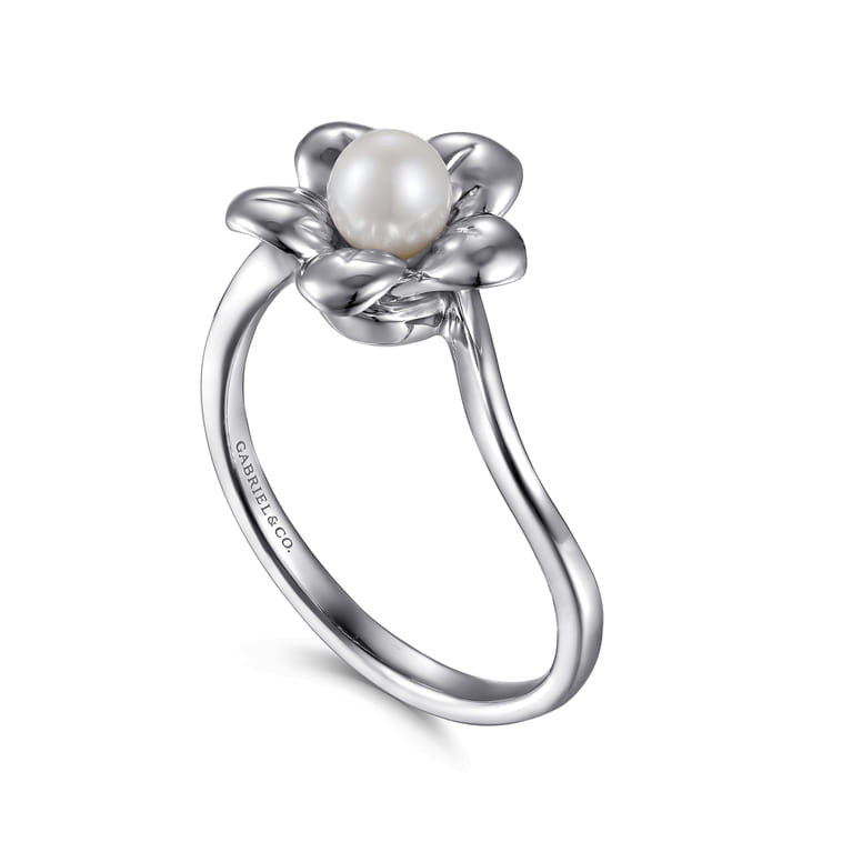 Floral - Sterling Silver Pearl Flower Ring - Shot 3