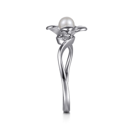 Floral - Sterling Silver Pearl Flower Ring