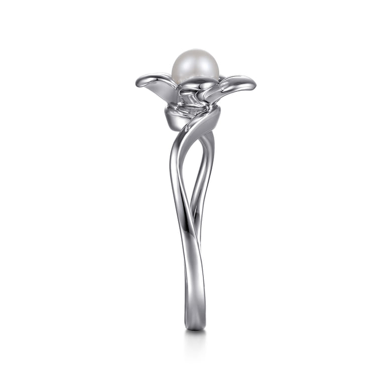 Floral - Sterling Silver Pearl Flower Ring - Shot 4