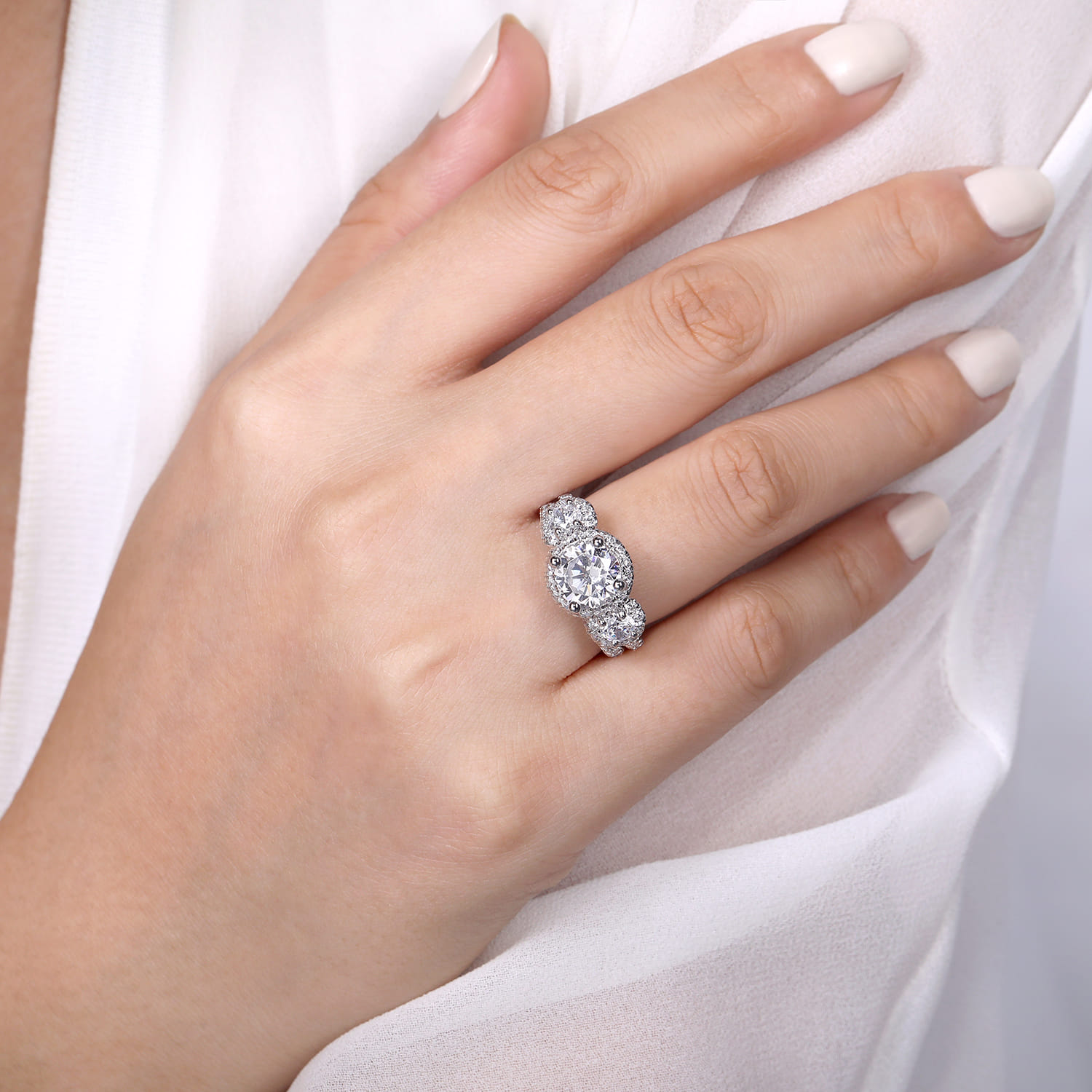 France - 14K White Gold Round 3 Stone Halo Diamond Engagement Ring