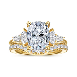 Francia - 14K Yellow Gold Elongated Cushion Diamond Engagement Ring