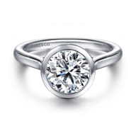Giovana - 14K White Gold Round Bezel Set Diamond Engagement Ring