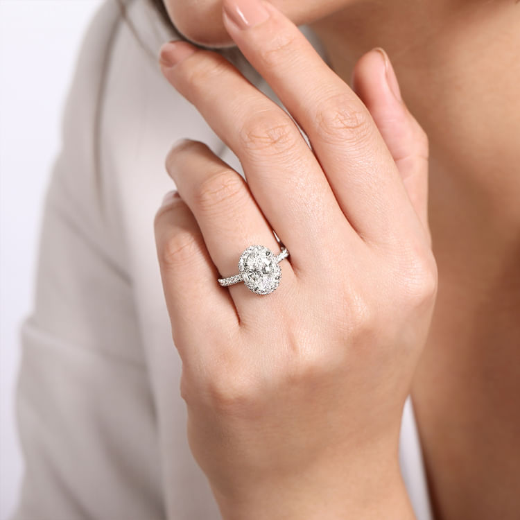 Hamilton - 14K White Gold Oval Halo Diamond Engagement Ring