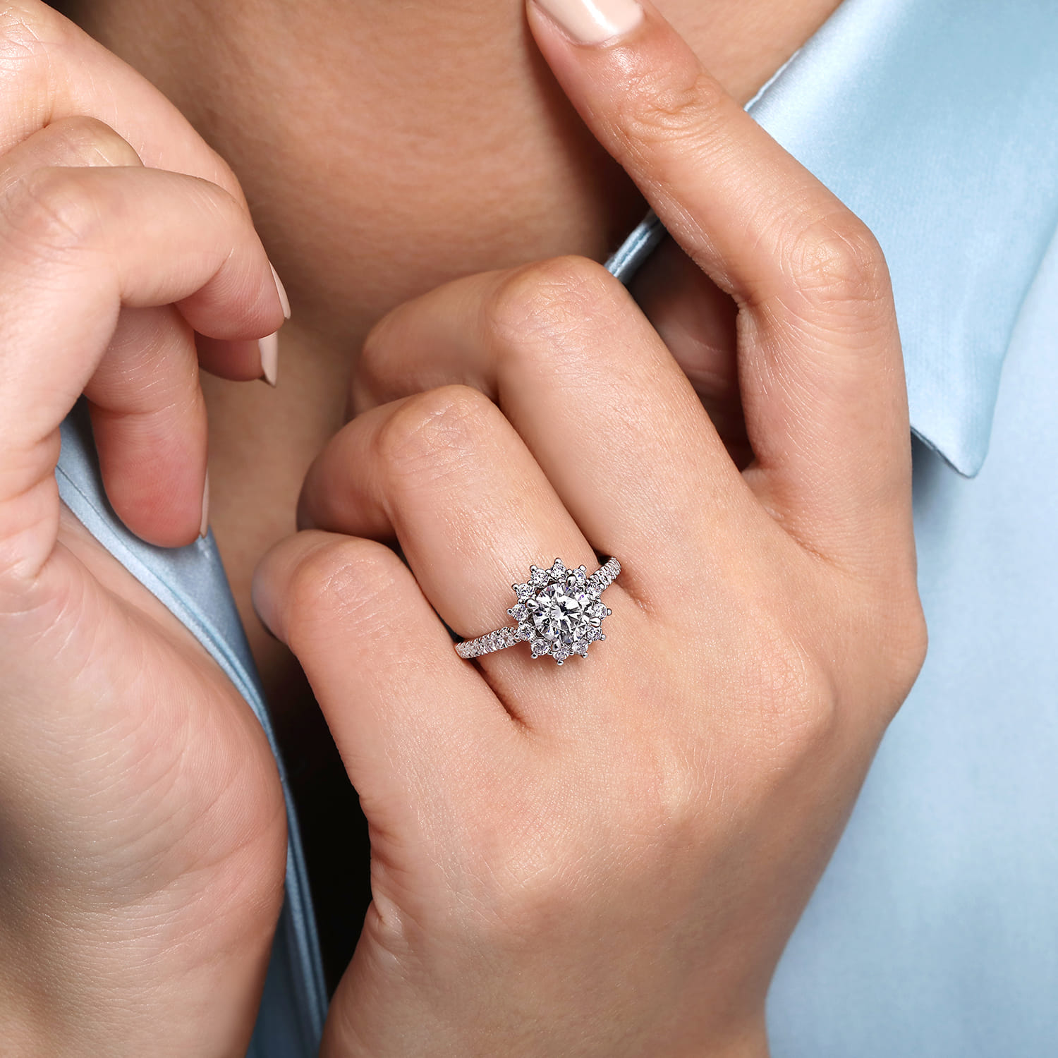 Hibiscus - 14K White Gold Fancy Halo Round Diamond Engagement Ring