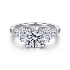Hollie---14K-White-Gold-Round-Diamond-Engagement-Ring1