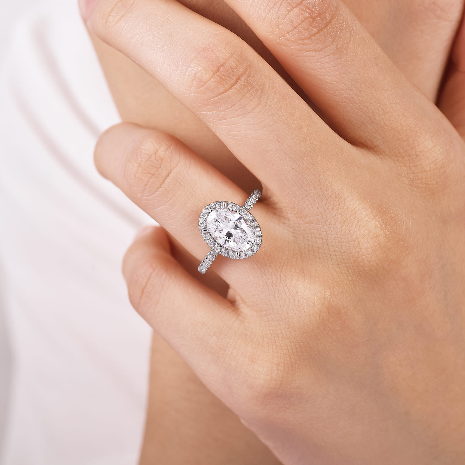 Idina - 14K White Gold Oval Halo Diamond Engagement Ring