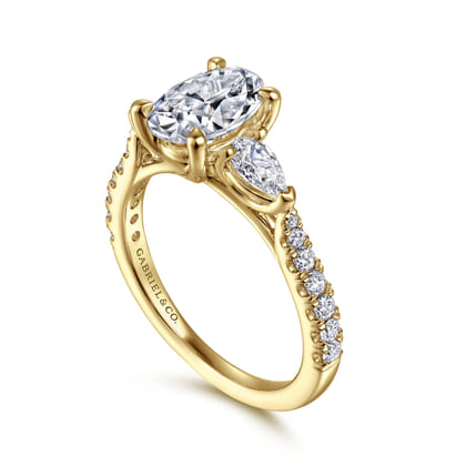 Isadora - 14K Yellow Gold Oval Three Stone Diamond Engagement Ring