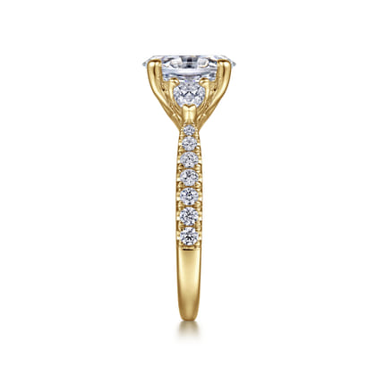 Isadora - 14K Yellow Gold Oval Three Stone Diamond Engagement Ring