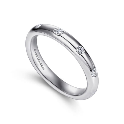 Isolda - 14K White Gold Burnished Set Round 5 Stone Diamond Anniversary Band