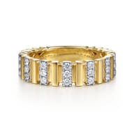 Jay - 14K Yellow Gold U setting Diamond Anniversary Band