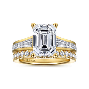 Juney - 14K Yellow Gold Emerald Cut Diamond Engagement Ring