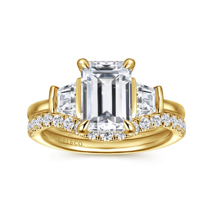 Kenia - 14K Yellow Gold Emerald Cut Three Stone Diamond Engagement Ring