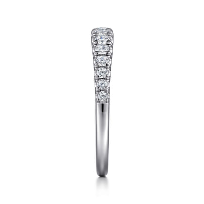 Kiana - 14K White Gold Graduating Diamond Anniversary Band