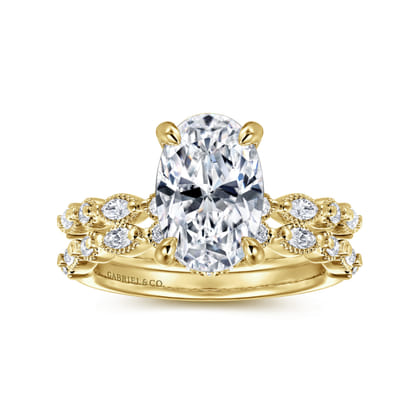 Lanna - 14K Yellow Gold Oval Diamond Engagement Ring