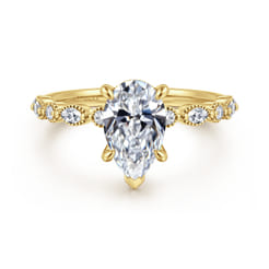 Lanna - 14K Yellow Gold Pear Shape Diamond Engagement Ring