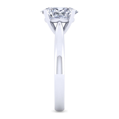 Lauren - 14K White Gold Oval Diamond Engagement Ring