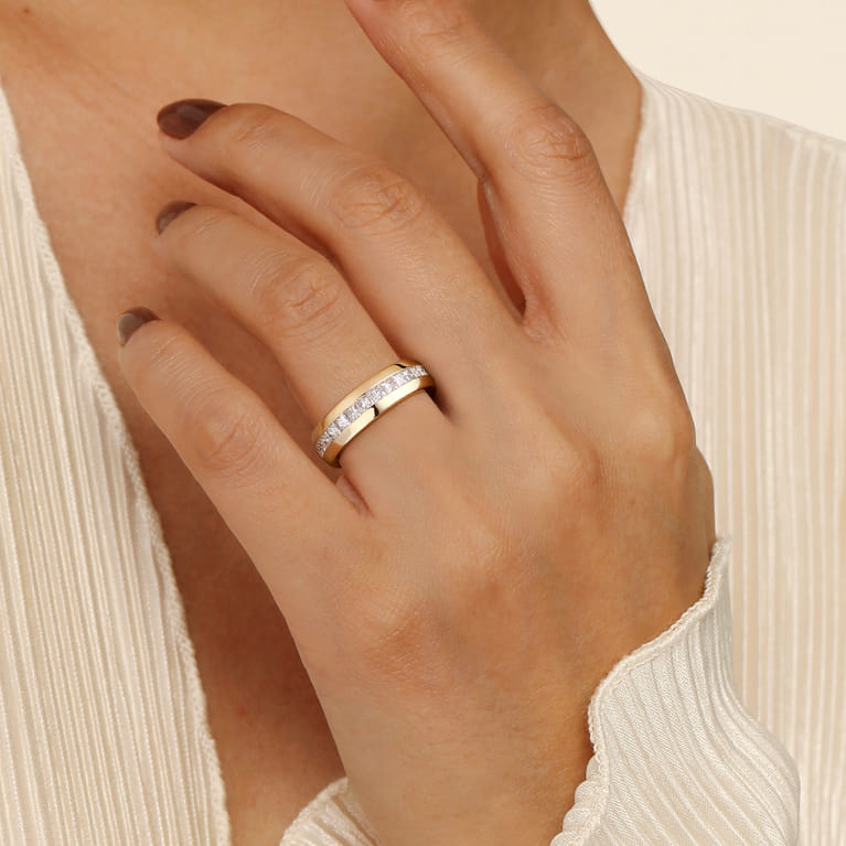 Straight Wedding Ring in 14k Yellow Gold with Princess Cut Natural Diamond at Gabriel & Co. - Shot 5