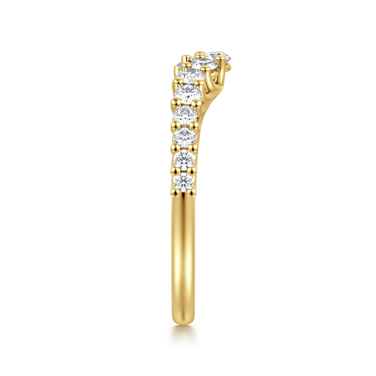 Curved Wedding Ring in 14k Yellow Gold with Round Natural Diamond at Gabriel & Co. - Shot 4