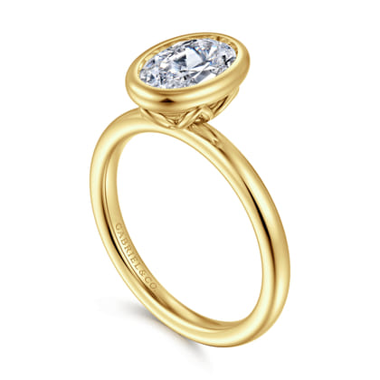 Linny - 14K Yellow Gold Oval Bezel Set Diamond Engagement Ring